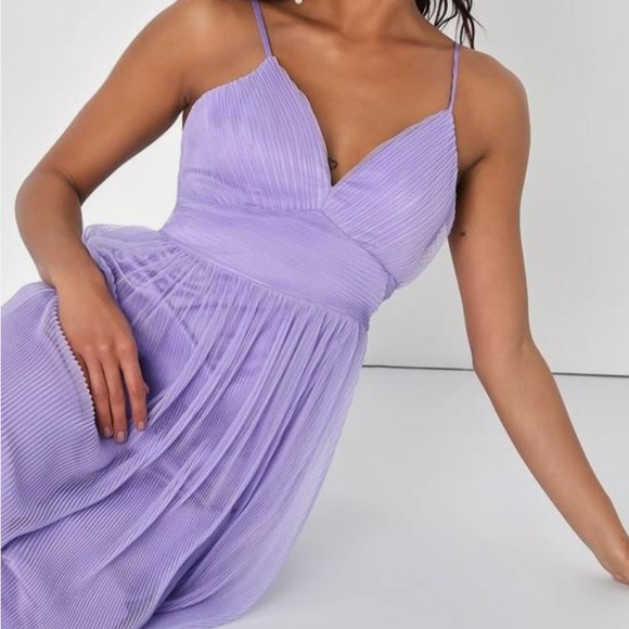 Lulu’s Angelic Entrance Lavender Pleated Maxi Dress - Picture 2 of 5